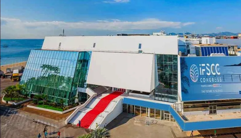 Palais des Festivals et des Congrès 3