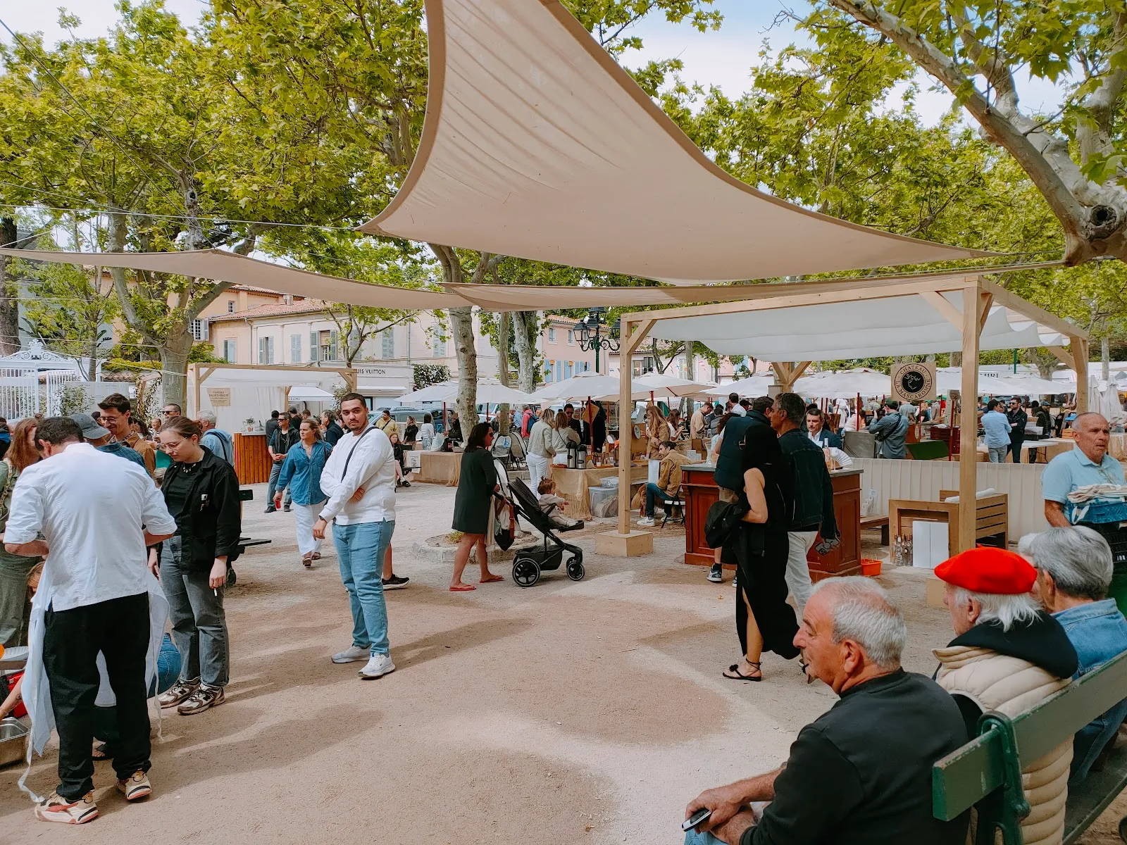 Place des Lices 2